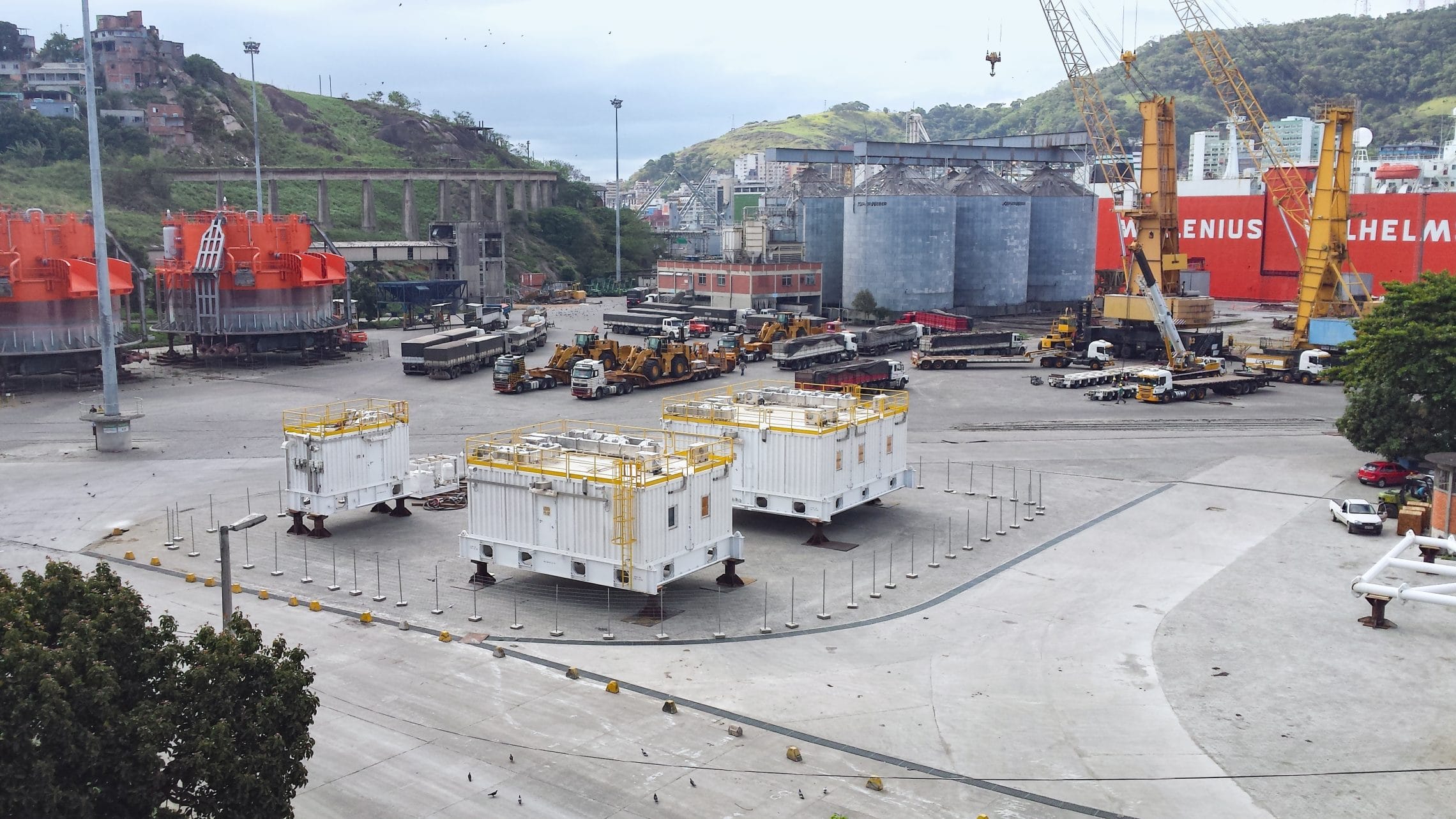 20-storage-in-Vitoria-Montage-sRGB