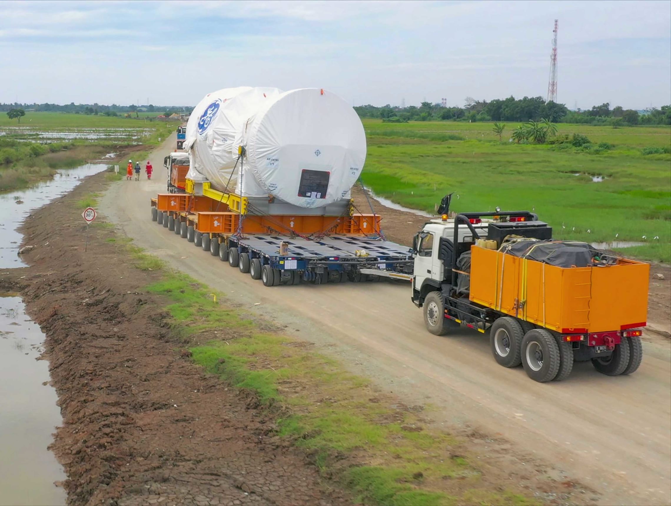 DEUGRO_Java1_DEC_2020.27h-finally-treated-rgb_web-scaled