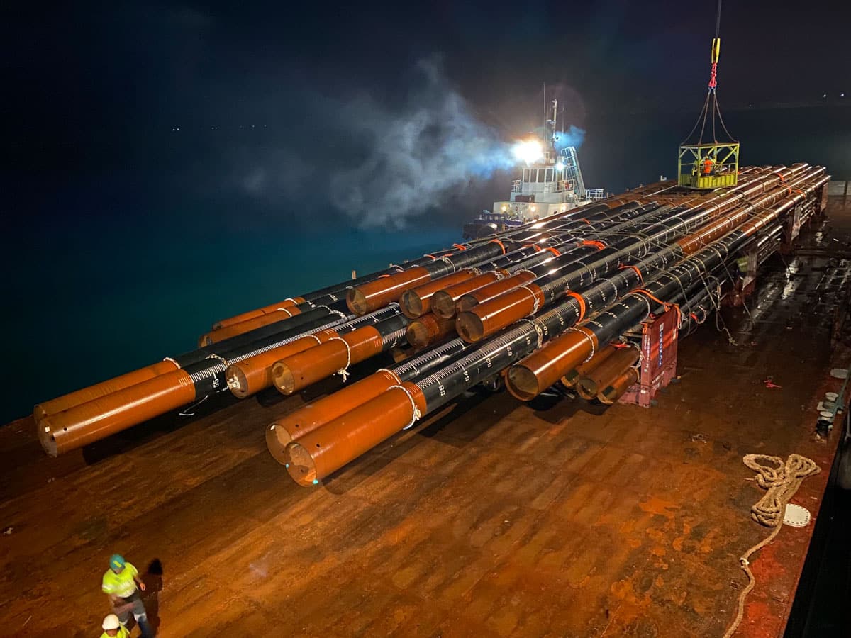 deugro delivers 106,680 FRT of cargo to a remote construction site in northern Papua New Guinea under the most challenging conditions