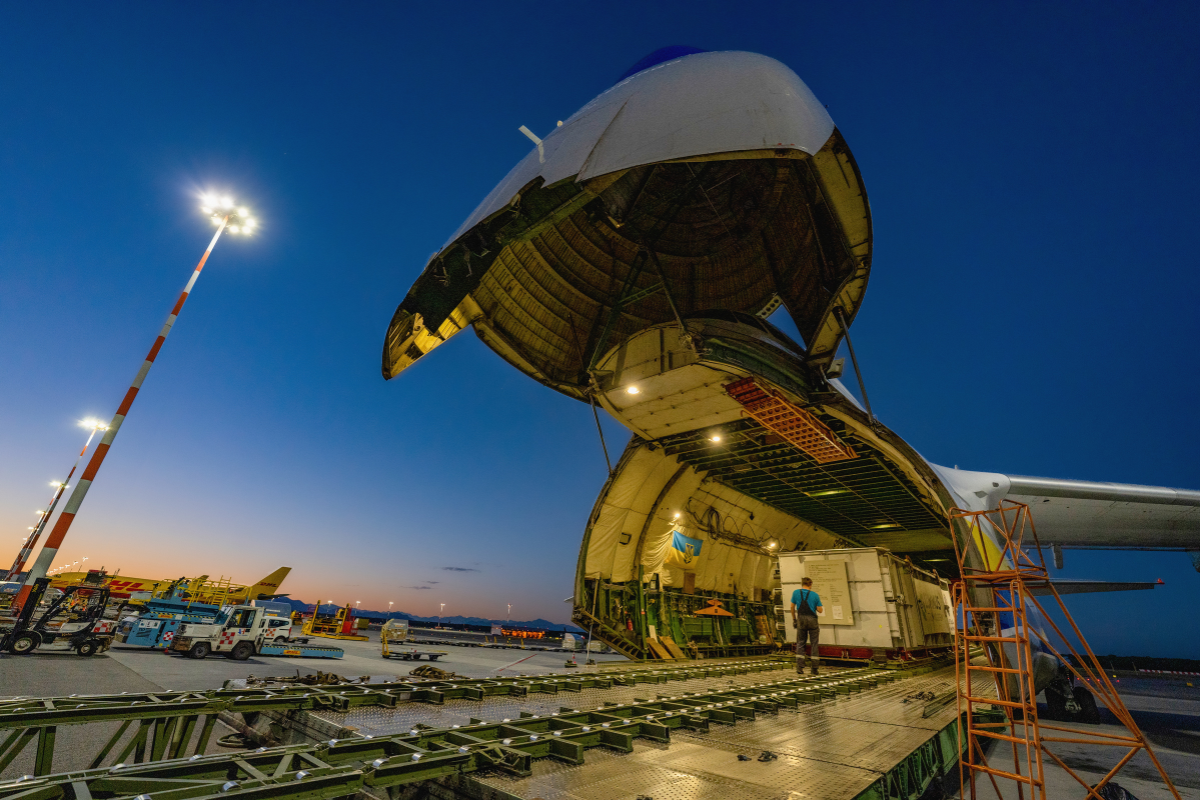 Personally supervised loading operations at Malpensa Airport, Italy, supporting a complex logistics mission involving three consecutive AN-124-100 air charter flights from Italy and Belgium to Saudi Arabia Personally supervised loading operations at Malpensa Airport, Italy, supporting a complex logistics mission involving three consecutive AN-124-100 air charter flights from Italy and Belgium to Saudi Arabia
