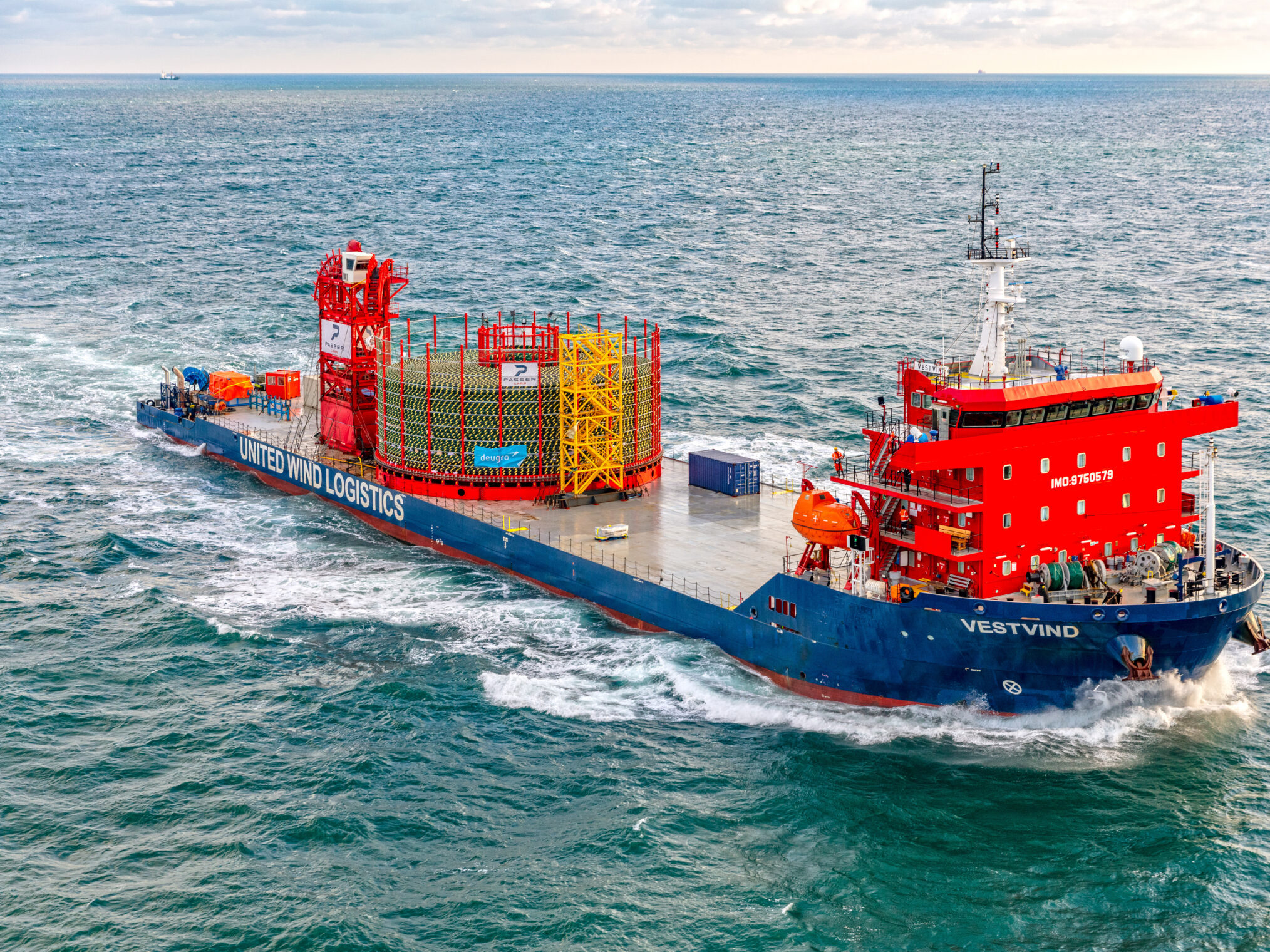 The deck carrier Vestvind on its ocean voyage to the project site in Heraklion, Greece The deck carrier Vestvind on its ocean voyage to the project site in Heraklion, Greece