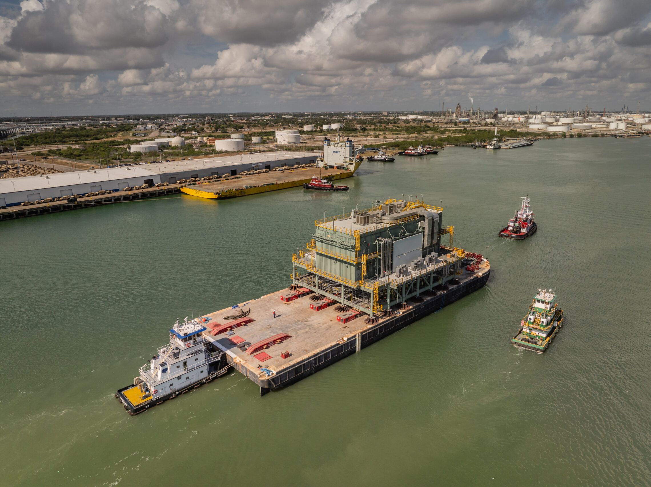Transport of the 1,334 MT module, measuring 38.3 x 31.6 x 21.3 m, from Port Ingleside, Texas, to the Port of Corpus Christi, Texas, USA Transport of the 1,334 MT module, measuring 38.3 x 31.6 x 21.3 m, from Port Ingleside, Texas, to the Port of Corpus Christi, Texas, USA