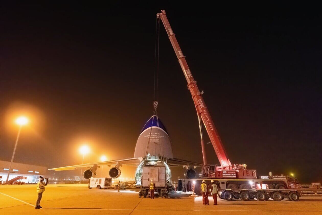 Three Urgent Air Charters from Italy to Saudi Arabia, Discharge operations at King Fahd International Airport, Saudi Arabia