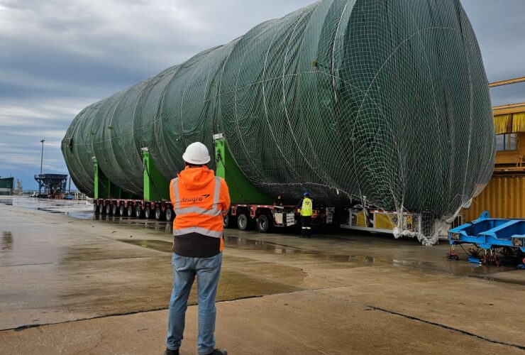 Load securing at Punta Pereira private terminal, Uruguay
