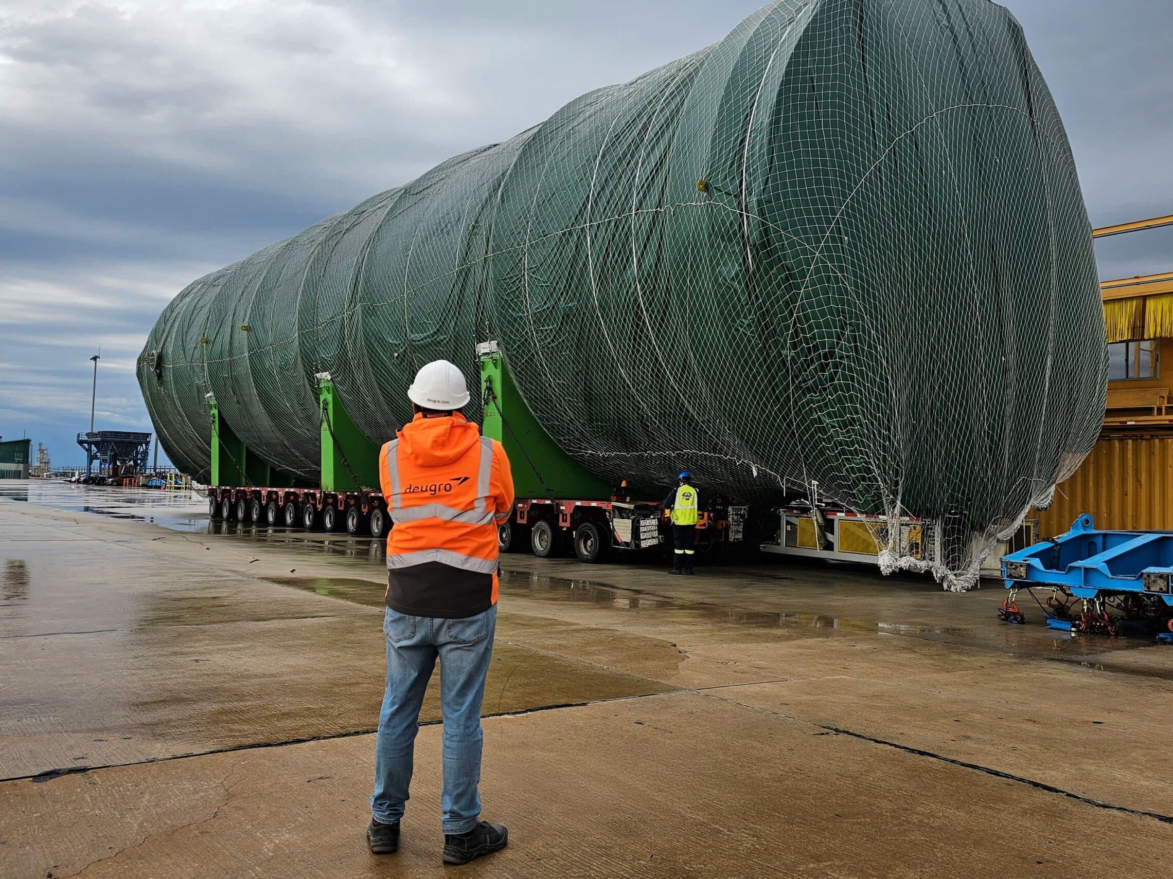 Load securing at Punta Pereira private terminal, Uruguay