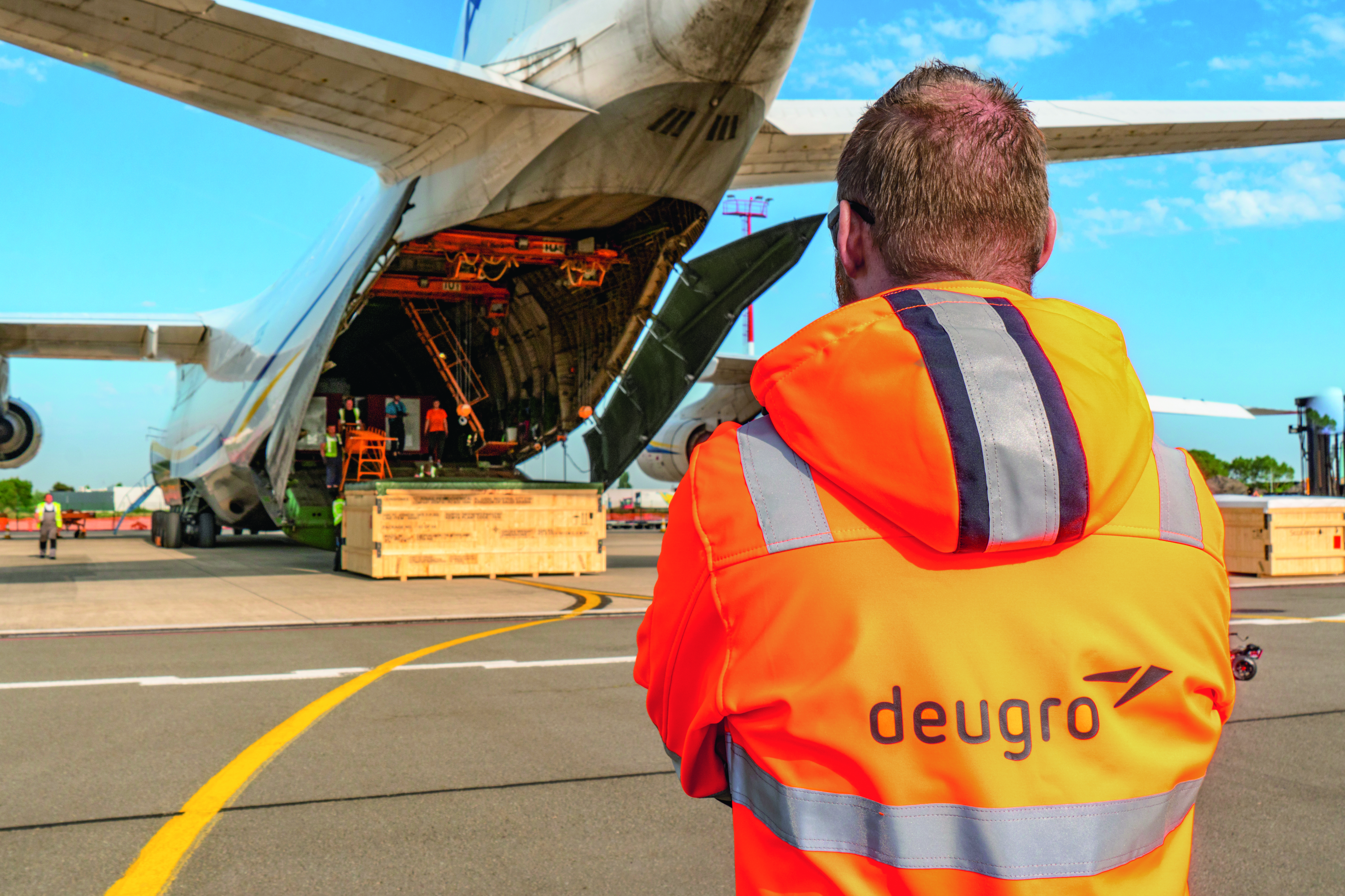 Three Urgent Air Charters from Italy to Saudi Arabia, Loading operations at Ostend-Bruges Airport, Belgium
