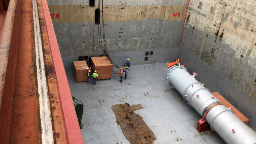 deugro Thailand Delivers Critical Reactors for Sustainable Fuel Production Unit, Loading operations of the reactors at Port Klang, Malaysia