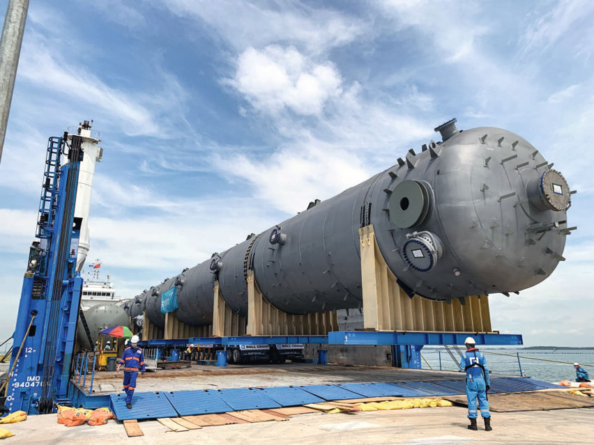 Long Son A1 – Olefins Plant Project, Roll-off operations at the project construction jetty in Long Son, Vietnam