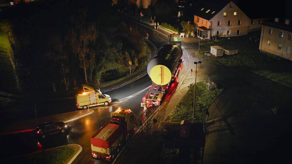 Carbon Capture and Utilization (CCU) Facility in the Cement Industry, On-carriage of the heat exchanger to the construction site by night