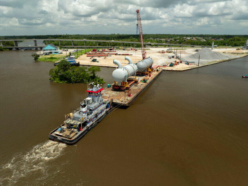 Petrochemical Project, Barge unloading operations at the destination