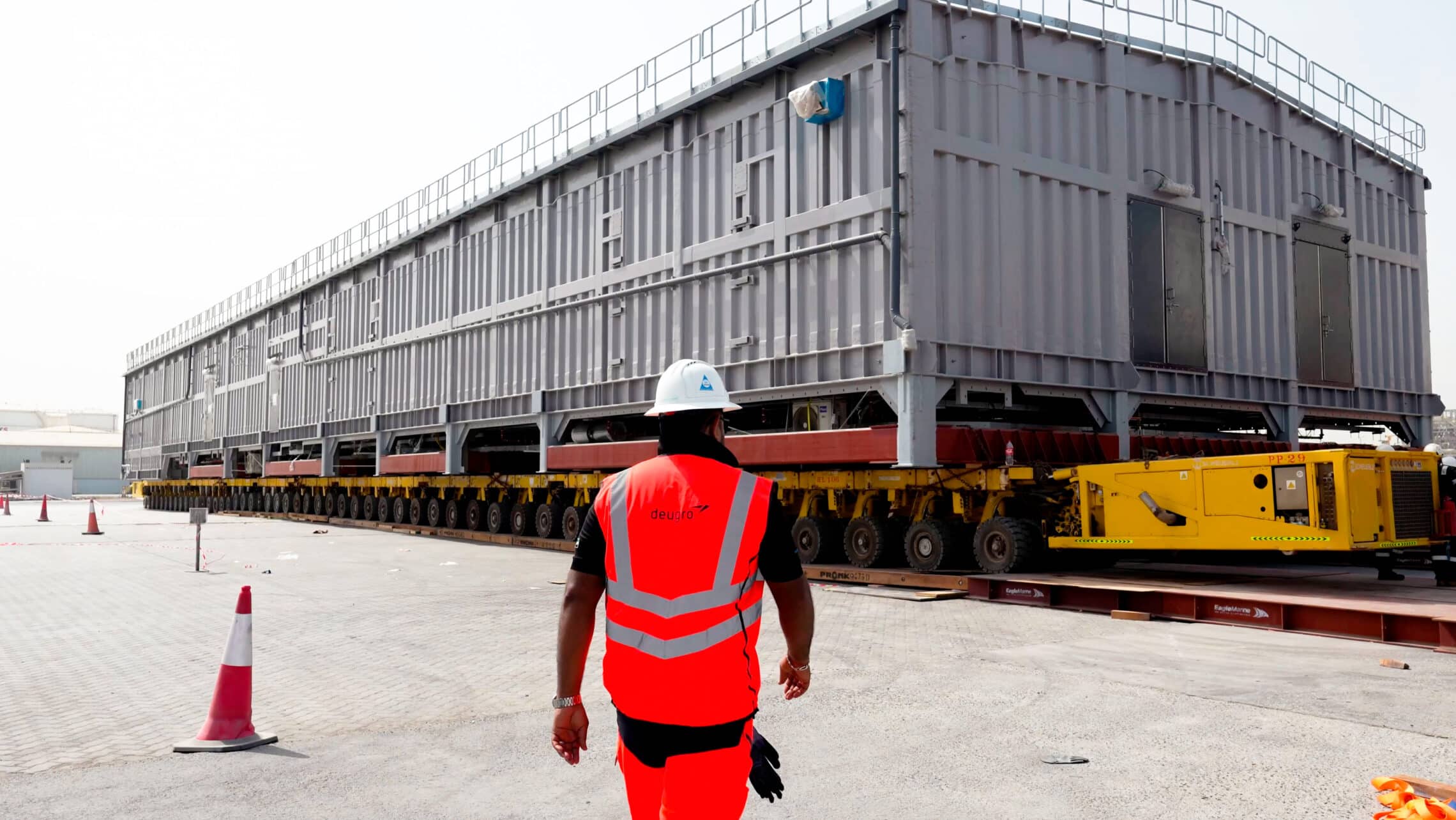 Loading operations for the 67x16x7 m, over 1,040 MT substation at Hamriyah Port, UAE